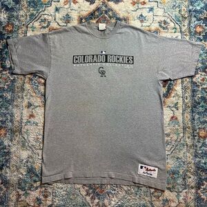 Vintage MLB Colorado Rockies Spellout T-shirt Size XL